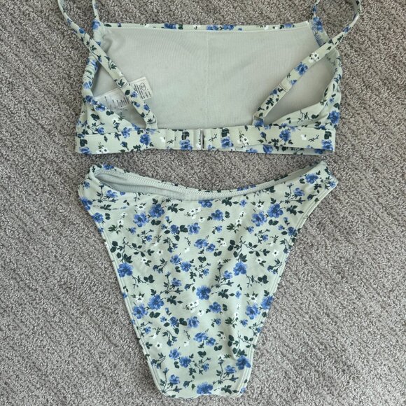 Abercrombie Curve Love Floral Swimsuit Set - Small - Blue and Green - Picture 2 of 5